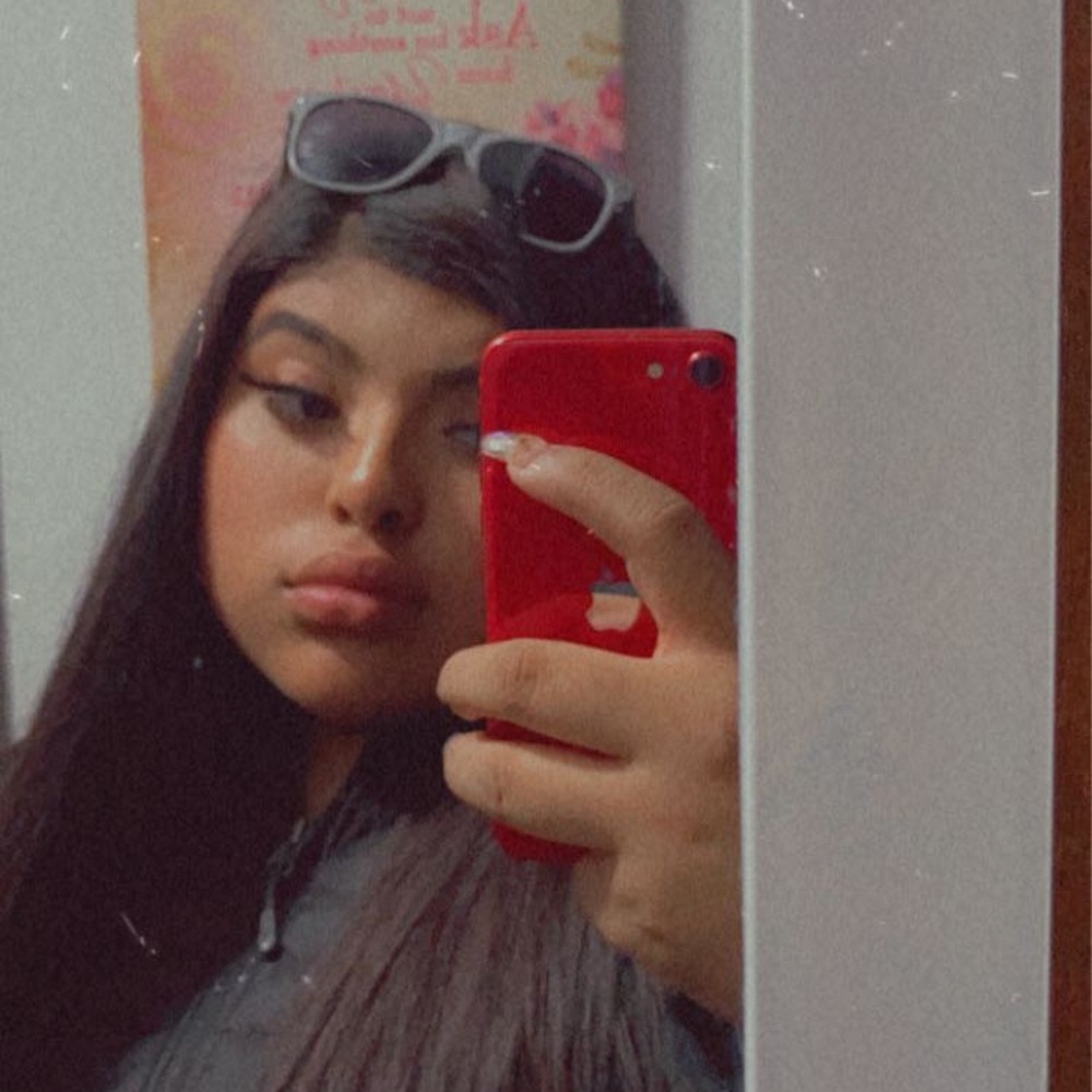 Meet your Posher, Alondra